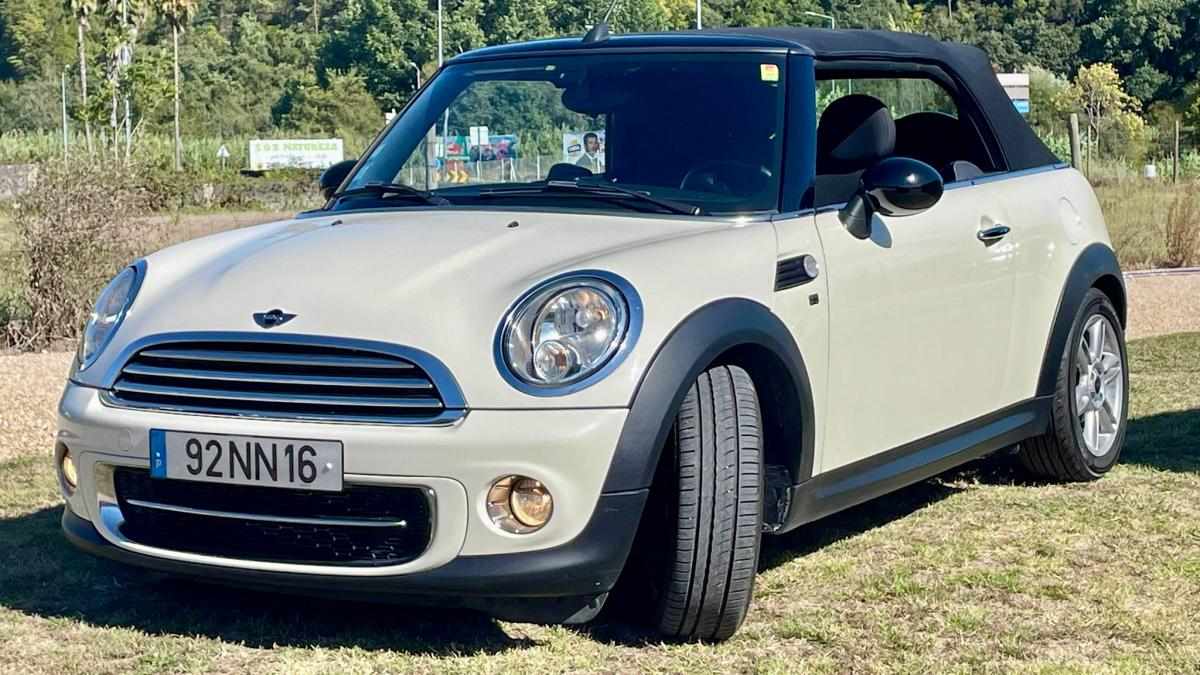 mini-cabrio-d-2-0-2013-diesel-1598cc