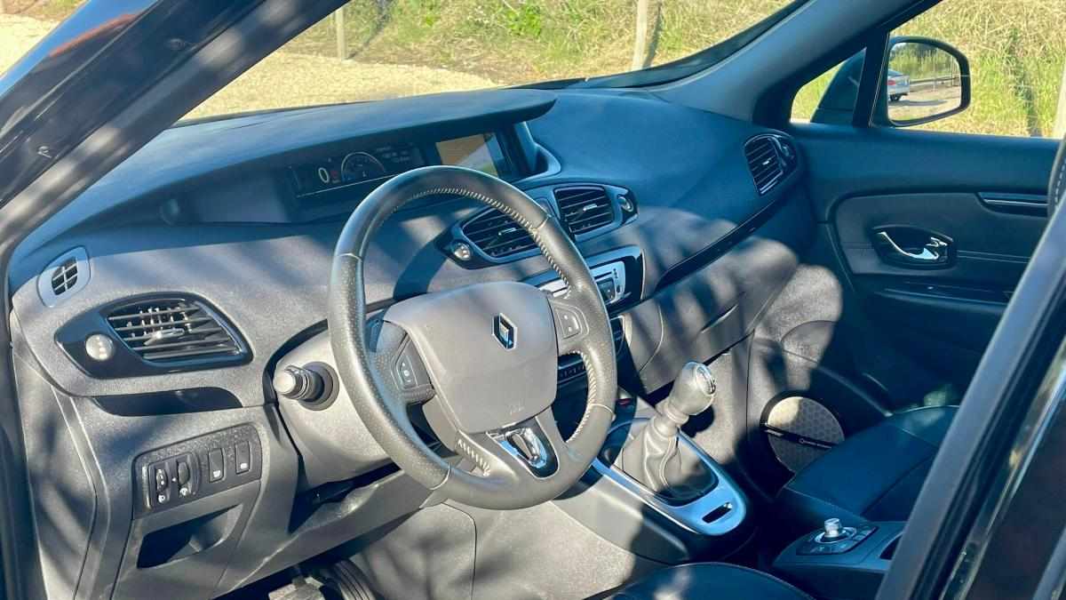 renault-grand-scenic-1-5dci-limited-2015-diesel-1461cc