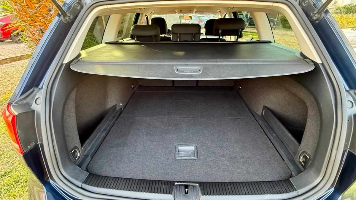 volkswagen-passat-1-6-tdi-bluemotion-2015-diesel-1598cc