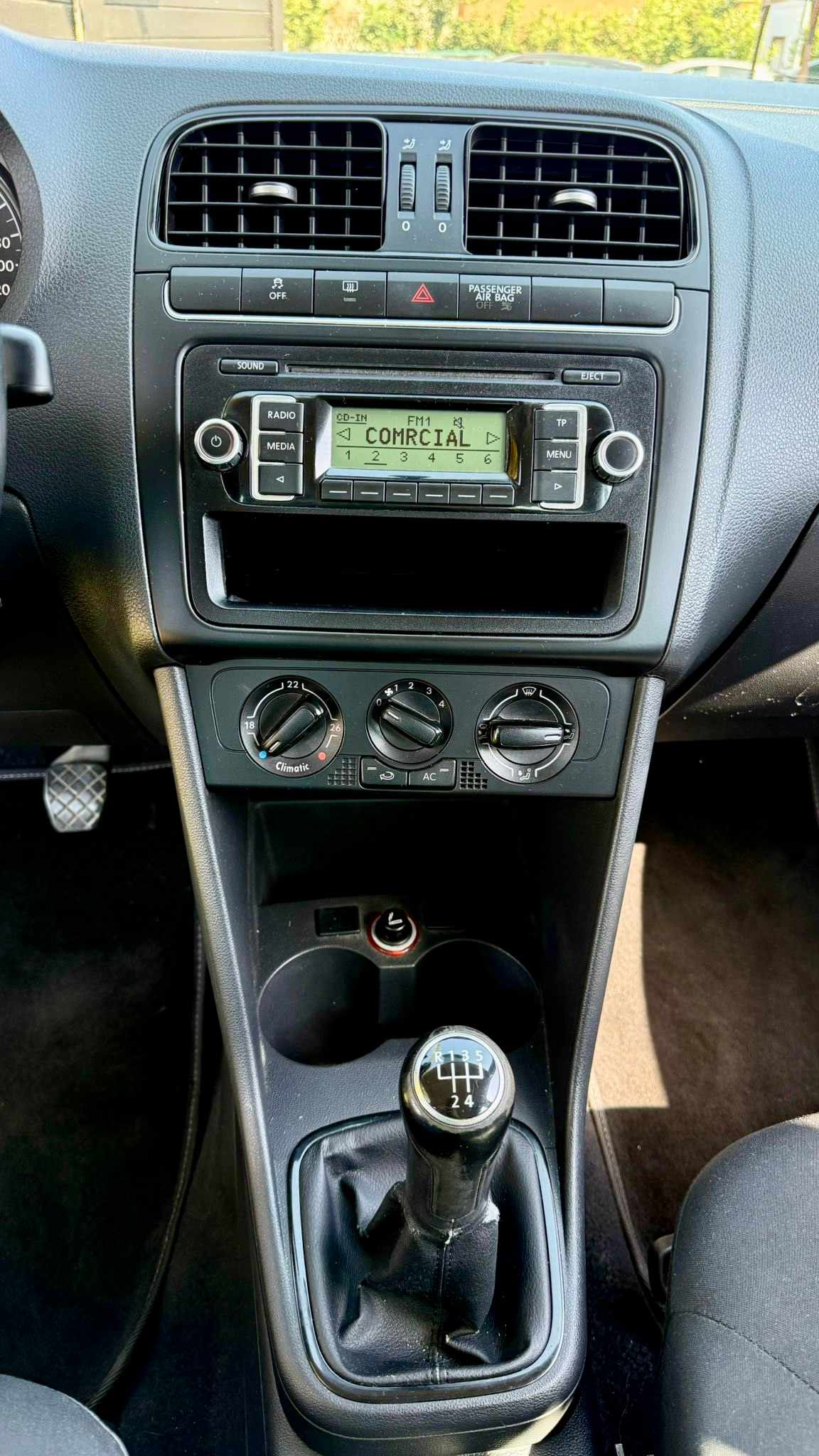 volkswagen-polo-1-2-2010-gasolina-1198cc