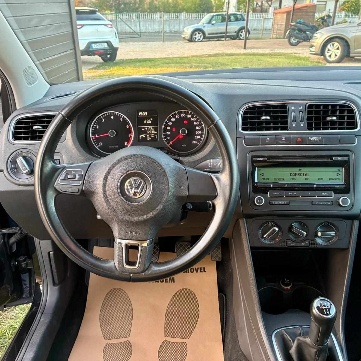volkswagen-polo-1-2-2009-gasolina-1198cc