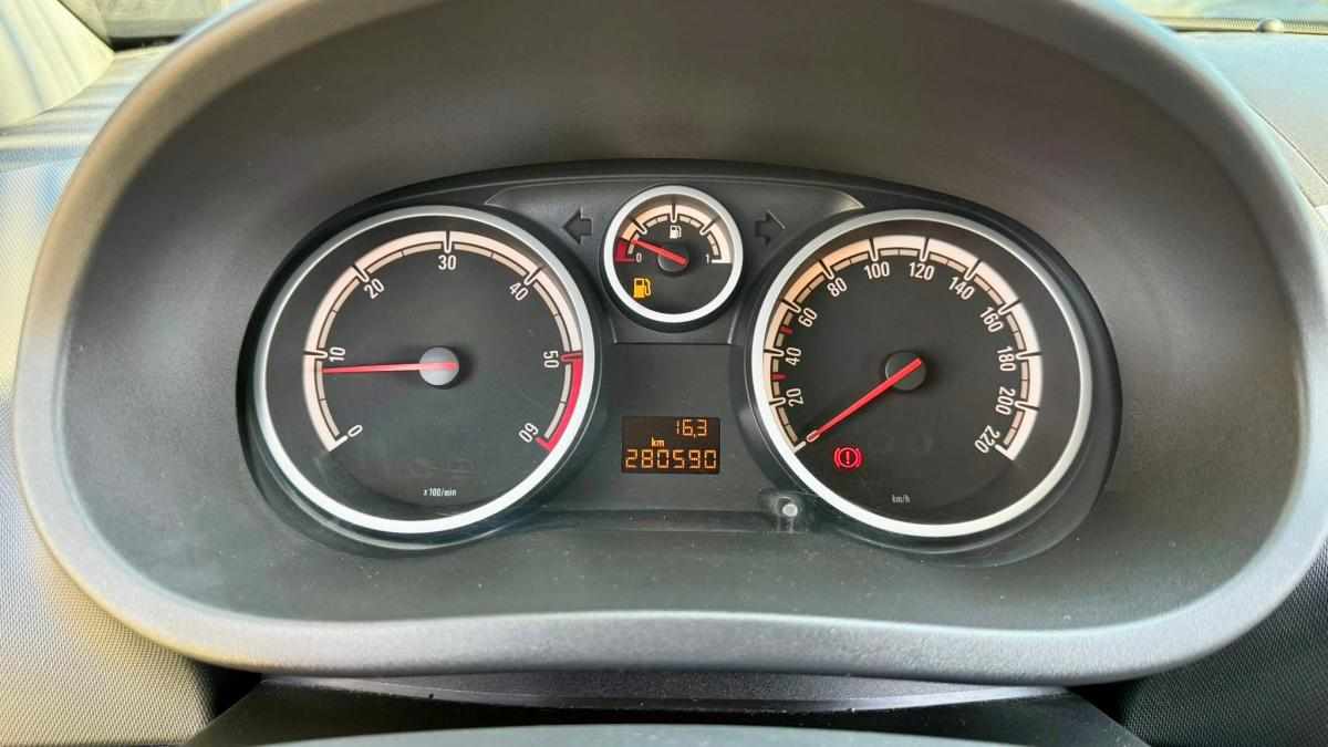 opel-corsa-1-3-cdti-2010-diesel-1248cc