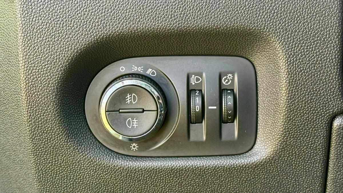opel-corsa-1-3-cdti-2010-diesel-1248cc