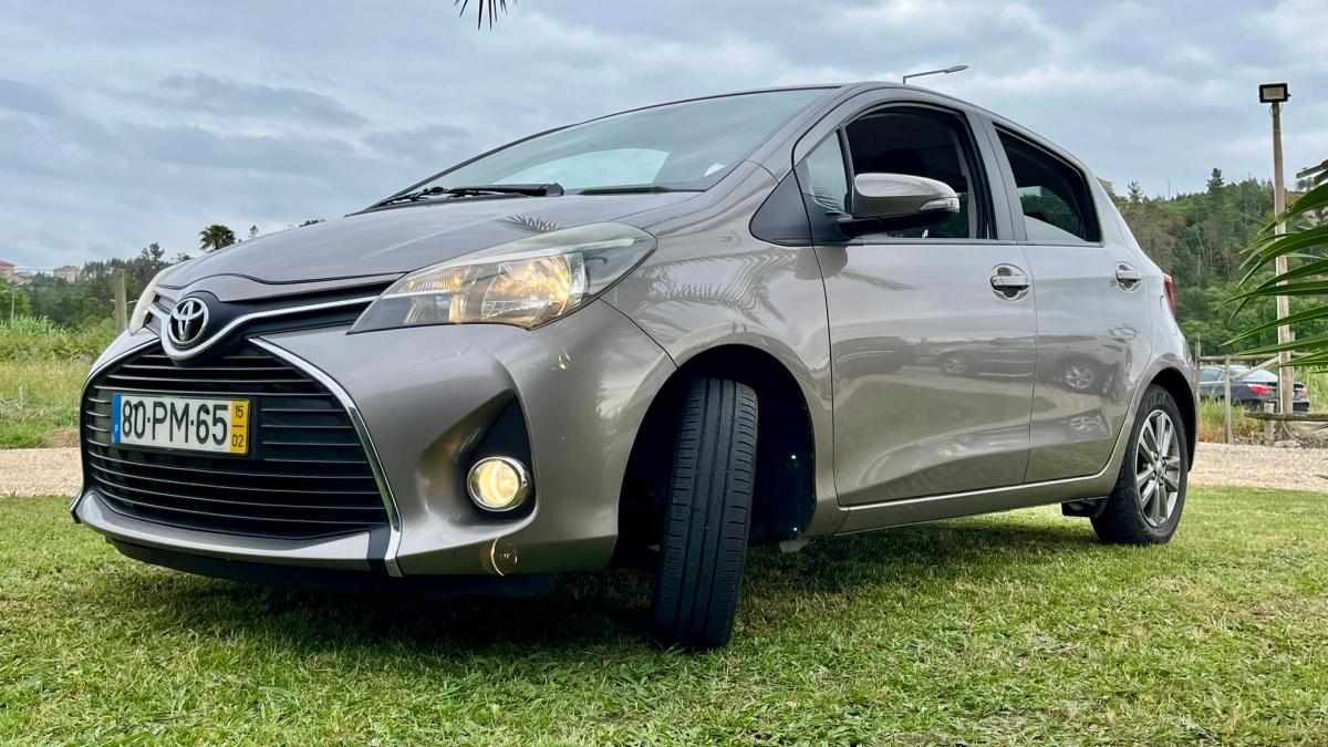 toyota-yaris-1-0-hybrid-2015-gasolina-998cc
