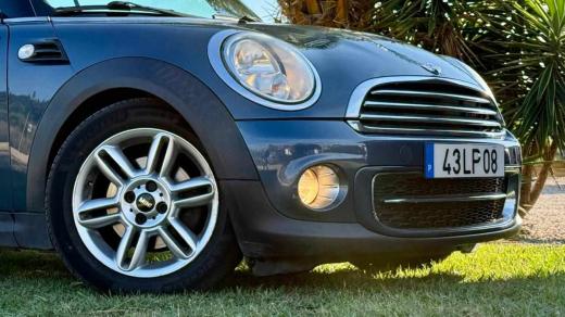 mini-cabrio-d-2-0-2011-diesel-1598cc