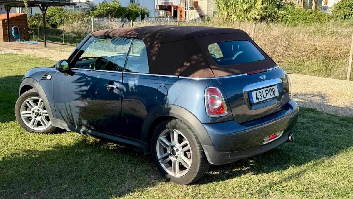 mini-cabrio-d-2-0-2011-diesel-1598cc