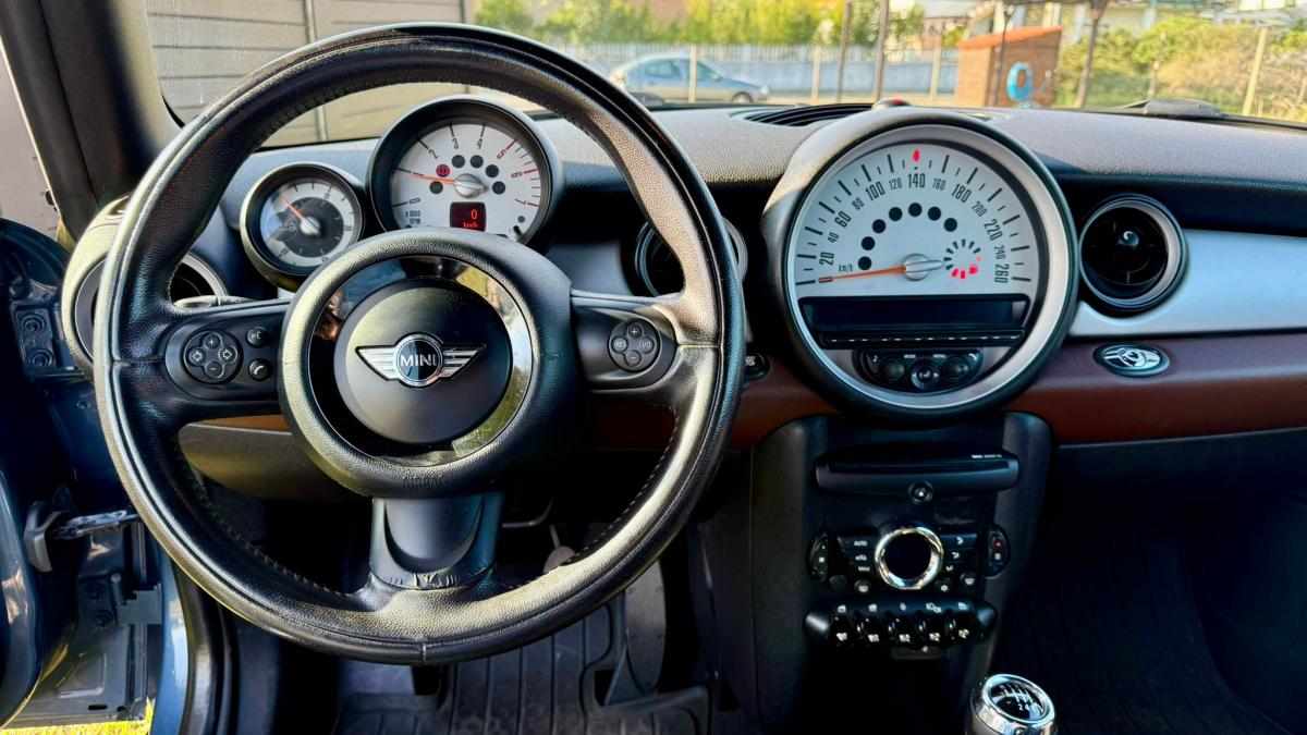 mini-cabrio-d-2-0-2011-diesel-1598cc