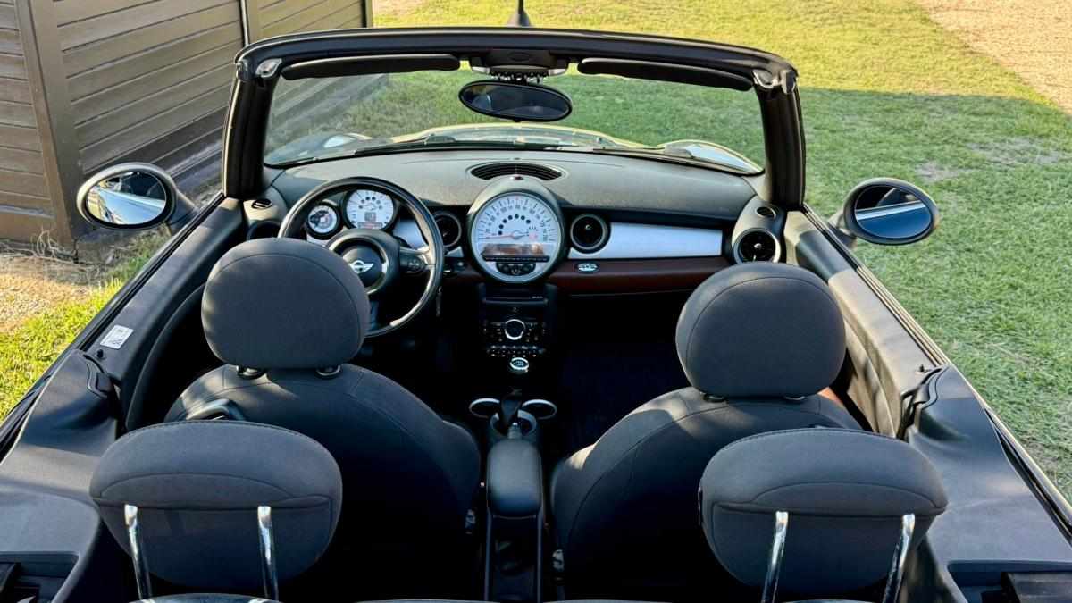 mini-cabrio-d-2-0-2011-diesel-1598cc
