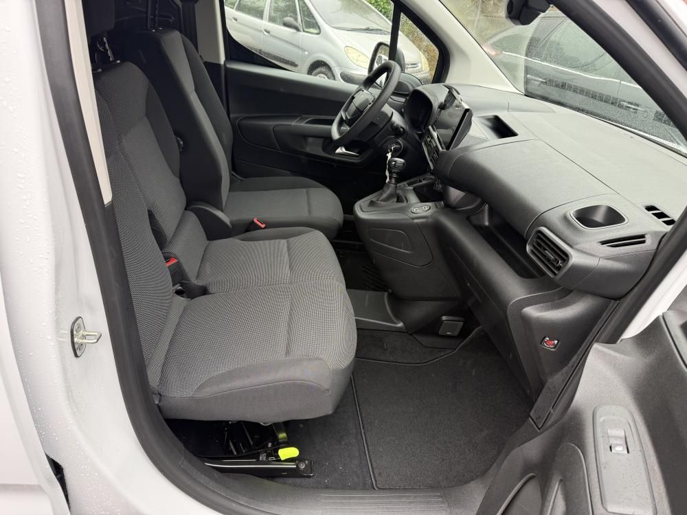 fiat-doblo-2025-diesel-1499cc