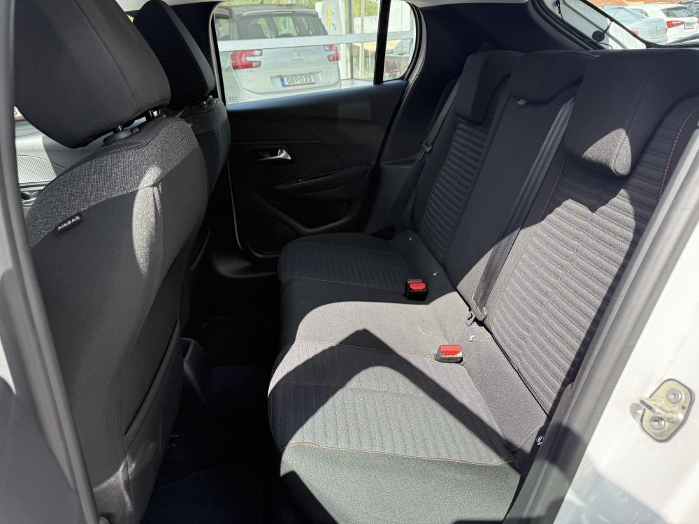 peugeot-208-2021-gasolina-1199cc