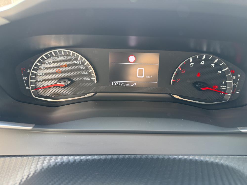 peugeot-208-2021-gasolina-1199cc