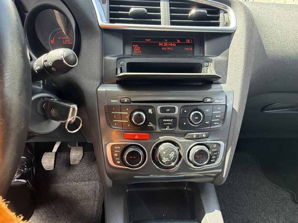 citroen-c4-2011-diesel-1560cc