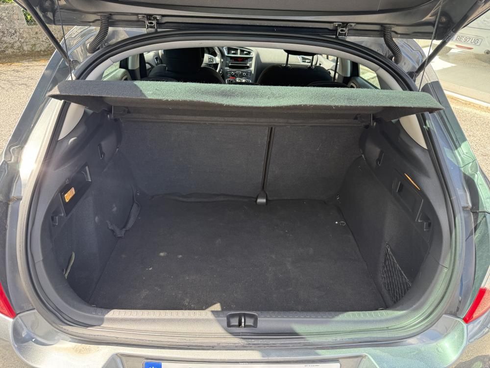 citroen-c4-2011-diesel-1560cc