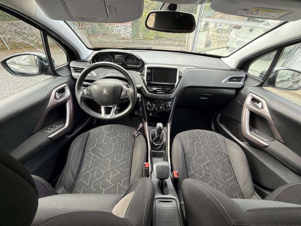 peugeot-2008-2016-gasolina-1199cc