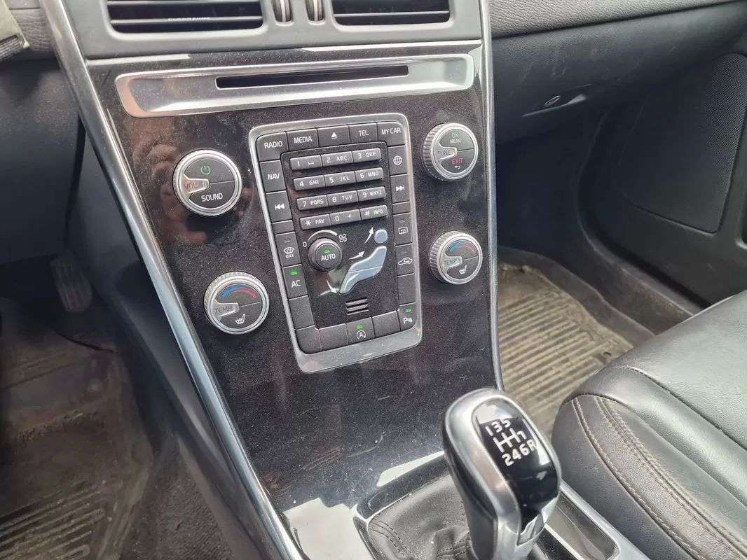 volvo-xc60-2017-diesel-1969cc