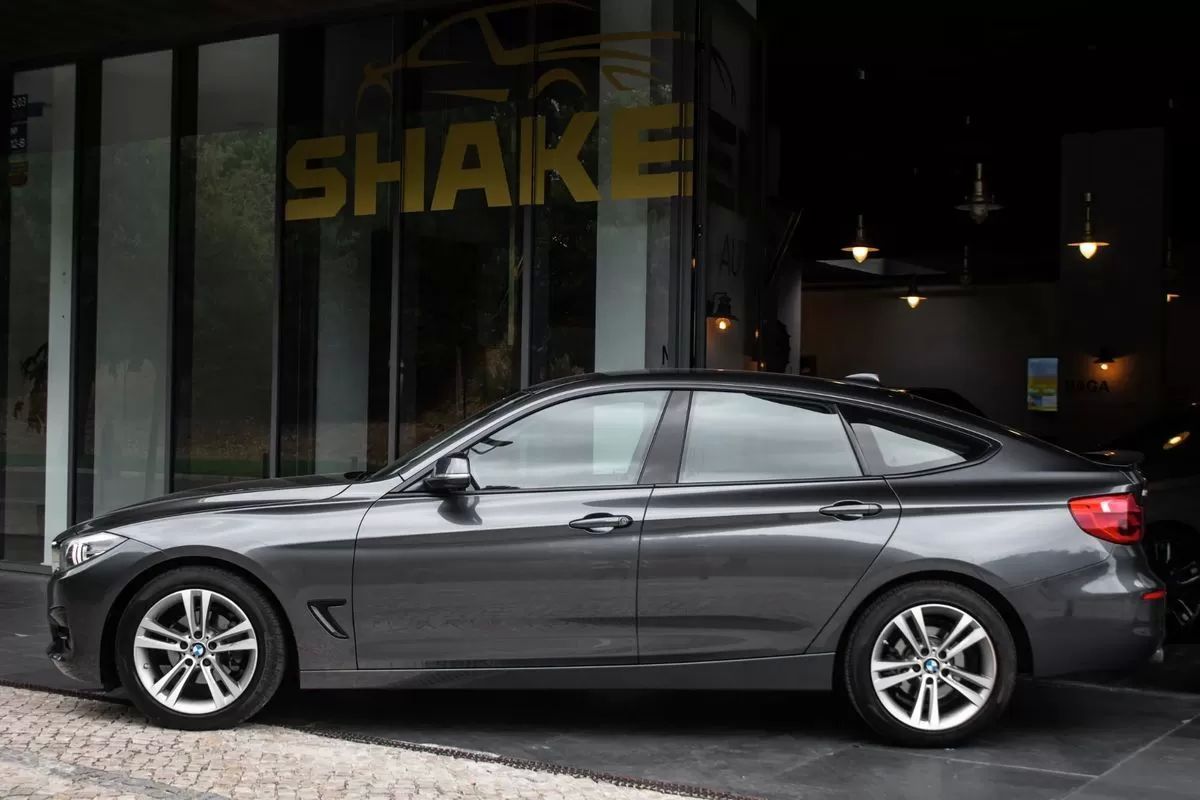bmw-serie-3-2019-diesel-1995cc