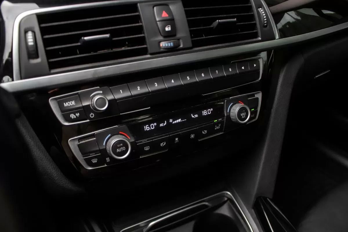 bmw-serie-3-2019-diesel-1995cc