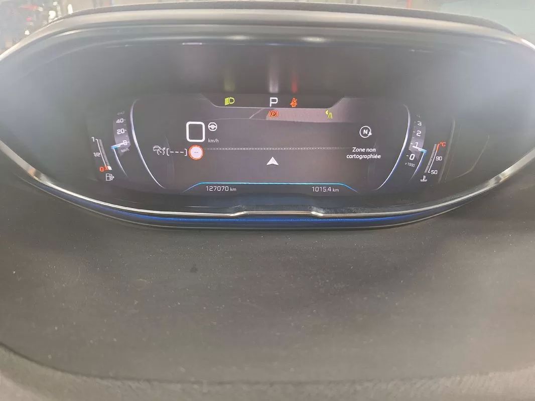 peugeot-5008-2021-diesel-1499cc
