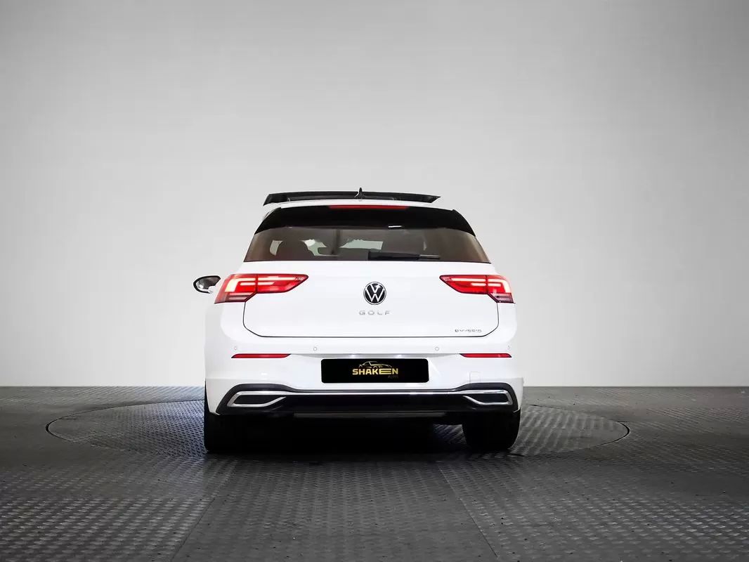volkswagen-golf-2021-hibrido-1395cc