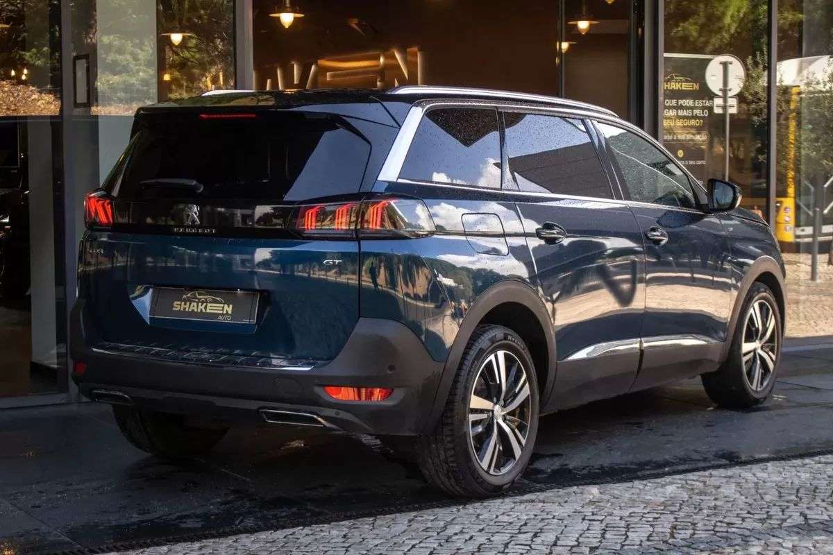 peugeot-5008-2021-diesel-1499cc