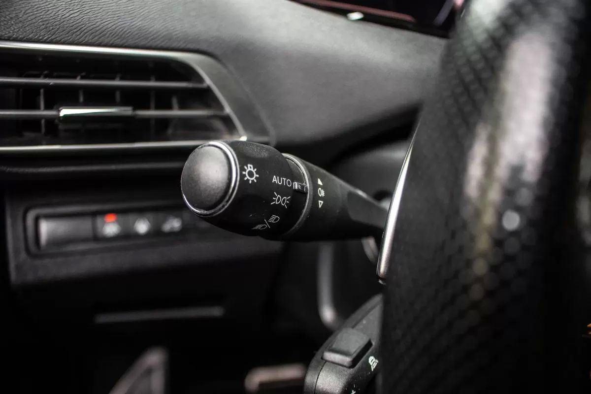 peugeot-5008-2021-diesel-1499cc