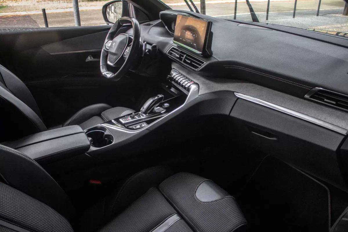 peugeot-5008-2021-diesel-1499cc