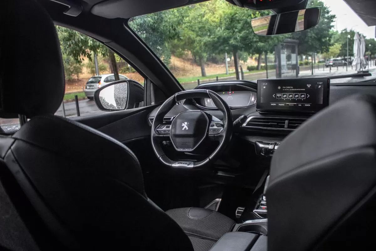peugeot-5008-2021-diesel-1499cc