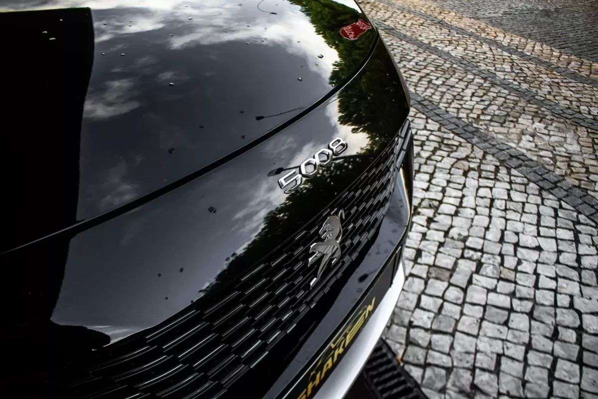 peugeot-5008-2023-gasolina-1199cc