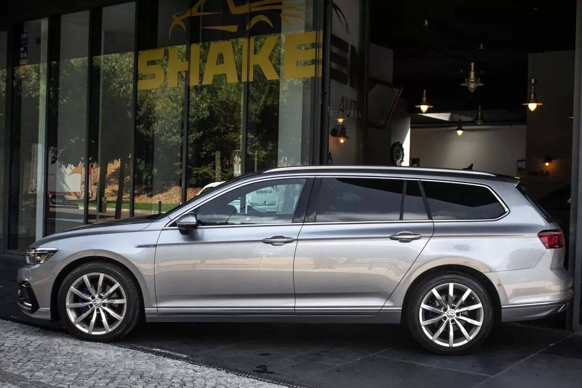 volkswagen-passat-variant-2020-hibrido-1395cc