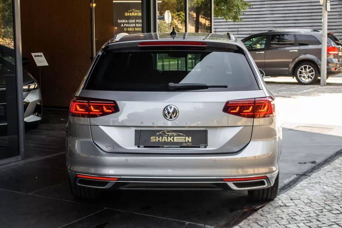 volkswagen-passat-variant-2020-hibrido-1395cc