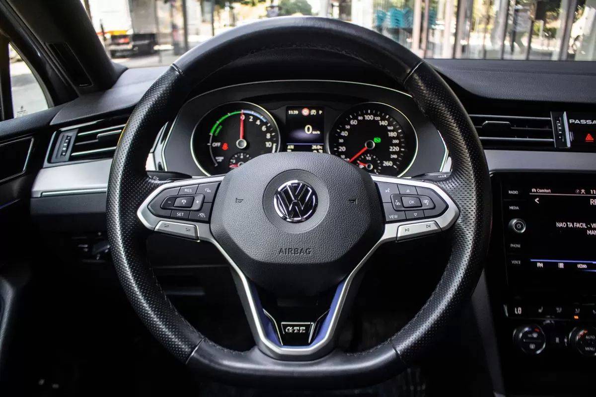 volkswagen-passat-variant-2020-hibrido-1395cc