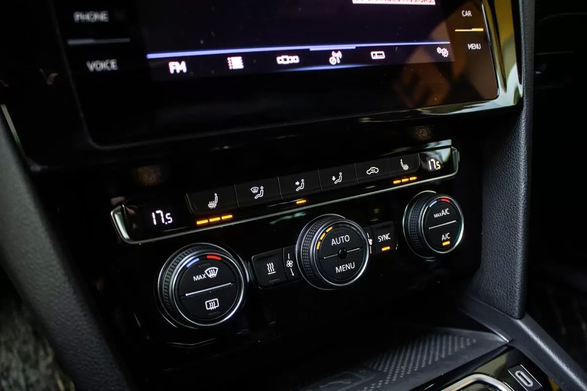 volkswagen-passat-variant-2020-hibrido-1395cc