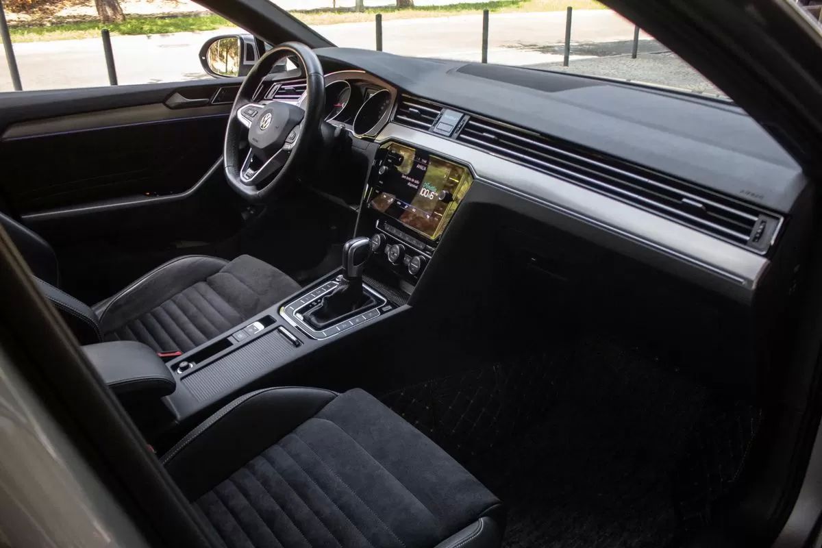 volkswagen-passat-variant-2020-hibrido-1395cc