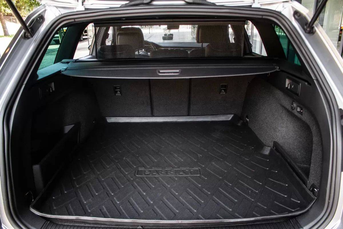 volkswagen-passat-variant-2020-hibrido-1395cc