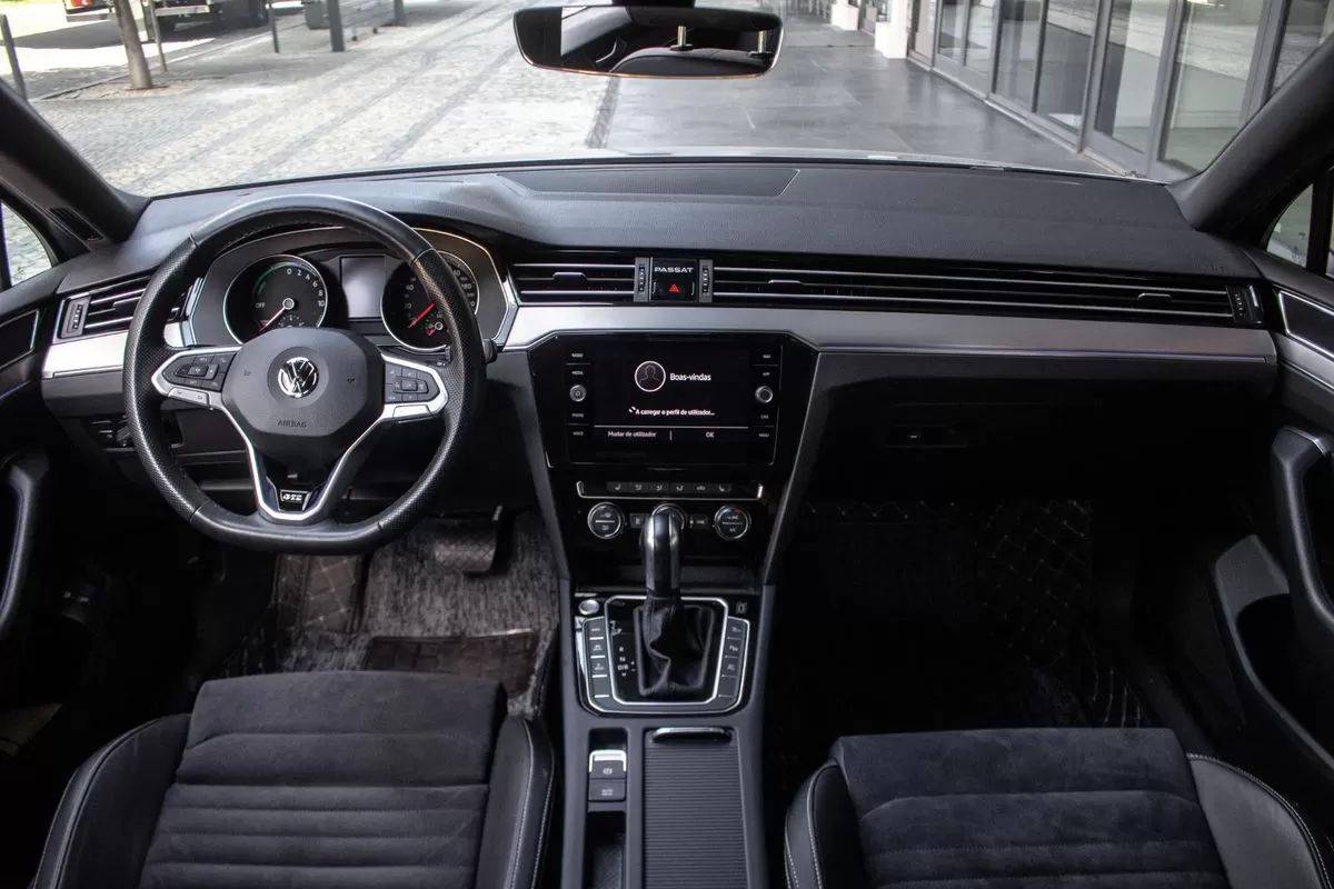 volkswagen-passat-variant-2020-hibrido-1395cc