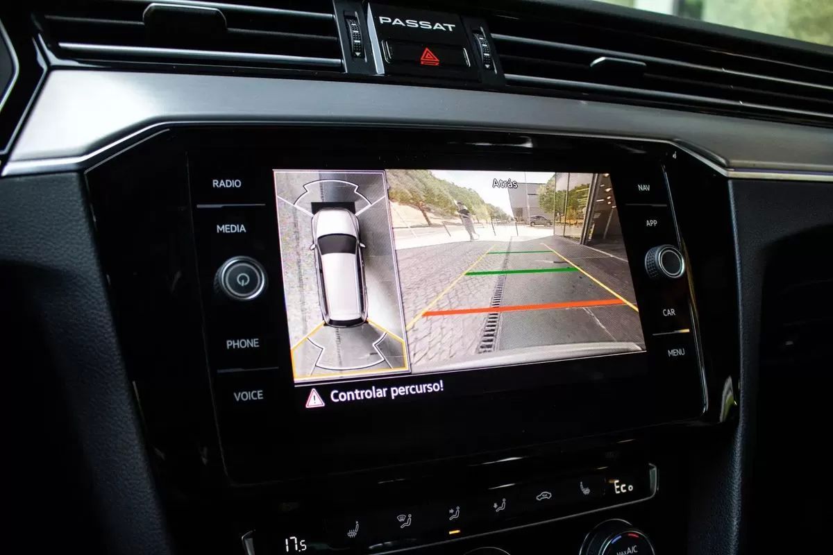volkswagen-passat-variant-2020-hibrido-1395cc