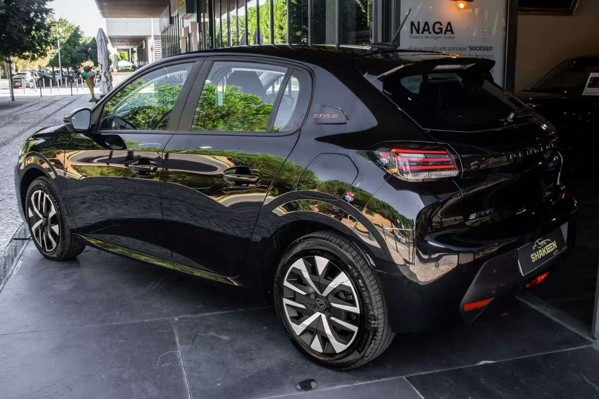 peugeot-e-208-2025-eletrico-0cc