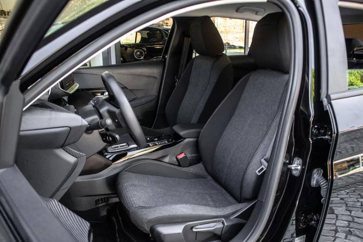 peugeot-e-208-2025-eletrico-0cc