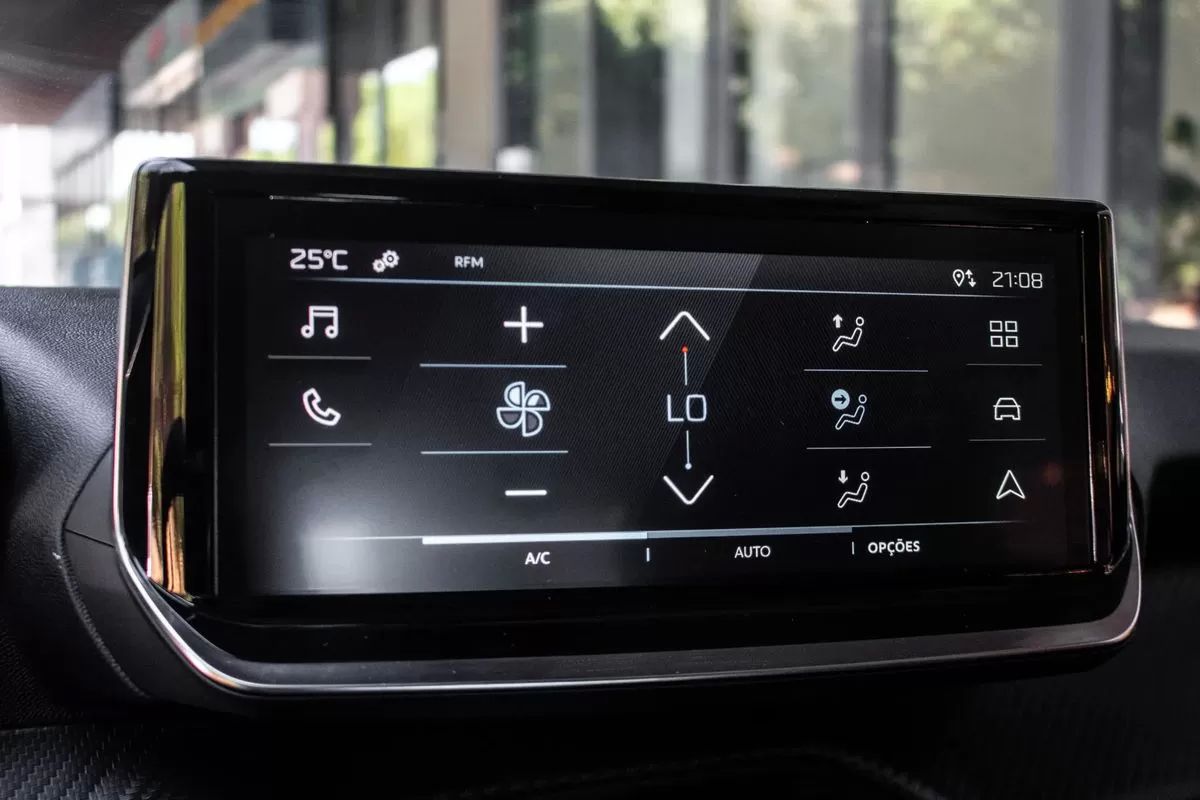 peugeot-e-208-2025-eletrico-0cc
