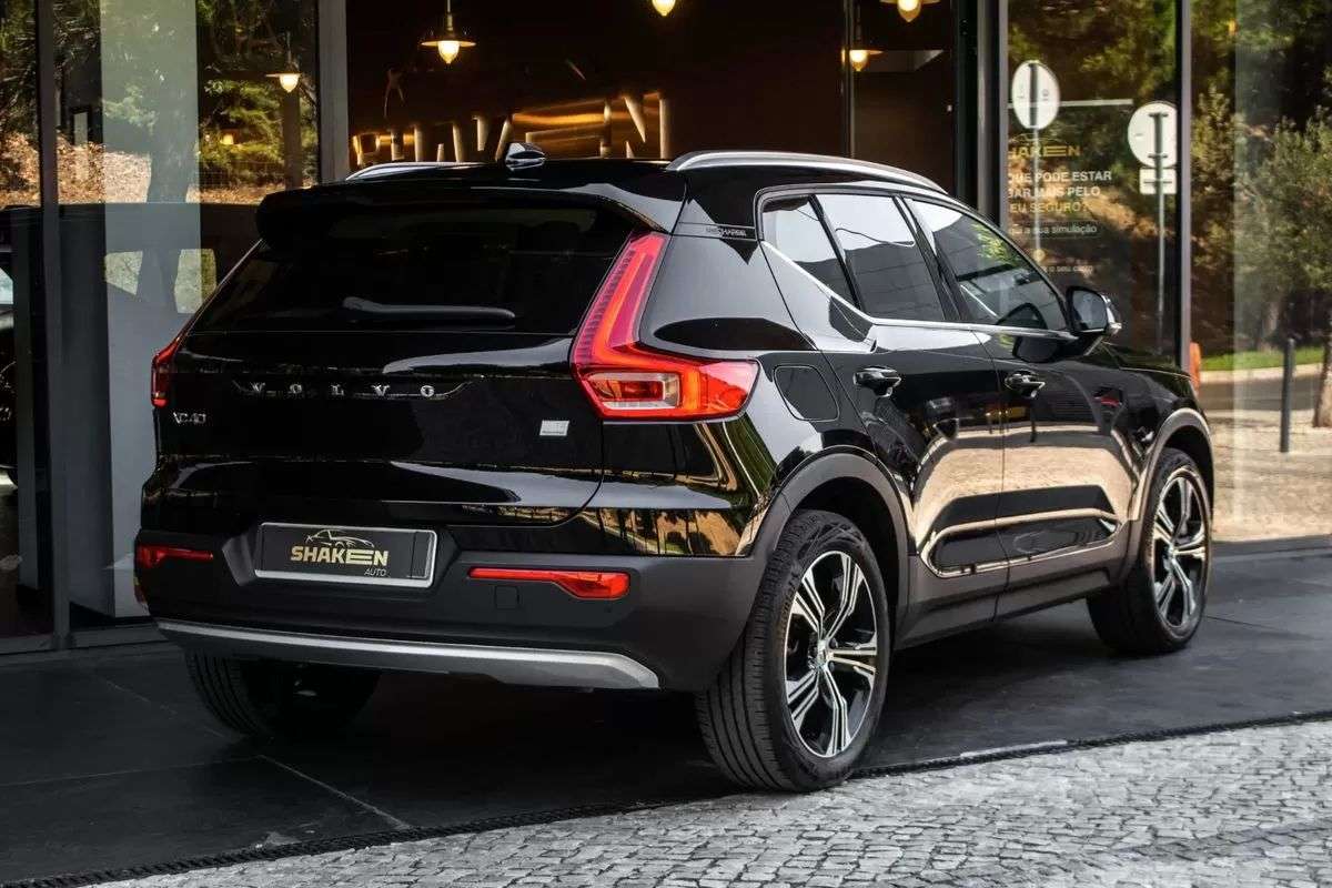 volvo-xc40-2021-hibrido-1477cc