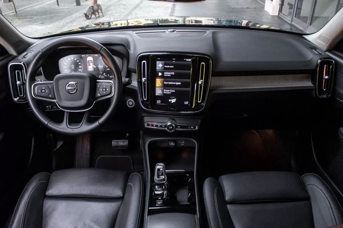 volvo-xc40-2021-hibrido-1477cc