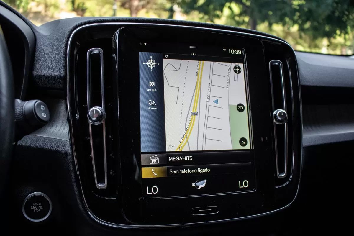 volvo-xc40-2021-hibrido-1477cc