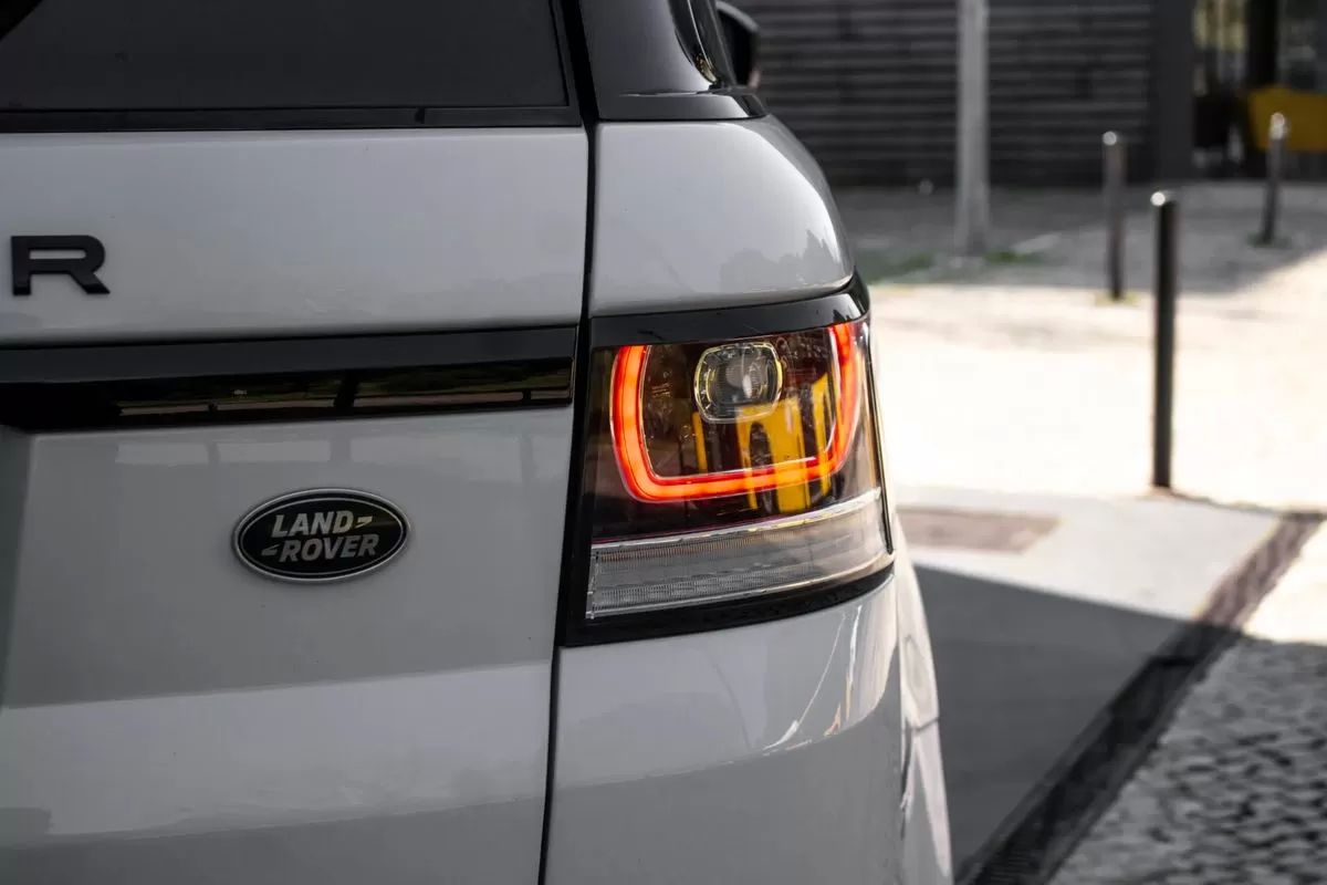 land-rover-range-rover-sport-2015-diesel-2993cc