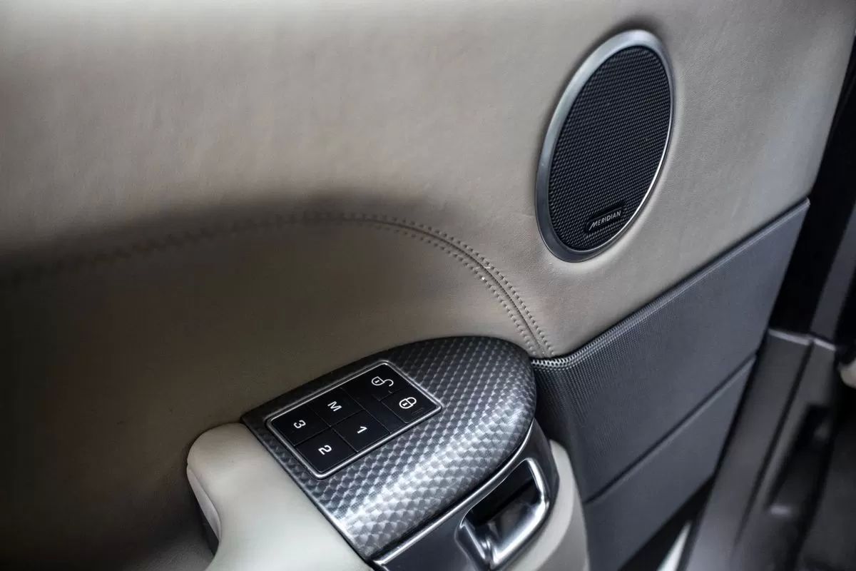 land-rover-range-rover-sport-2015-diesel-2993cc
