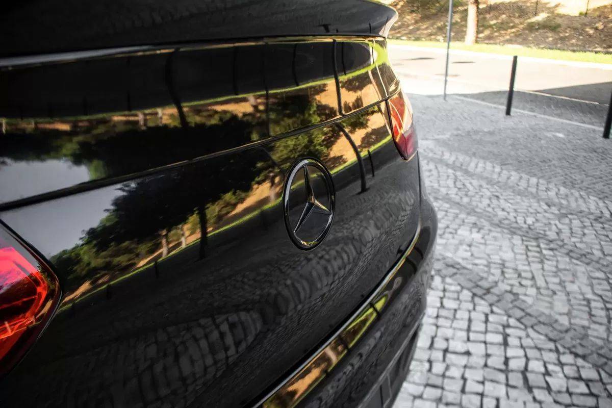 mercedes-benz-glc-2017-diesel-2143cc