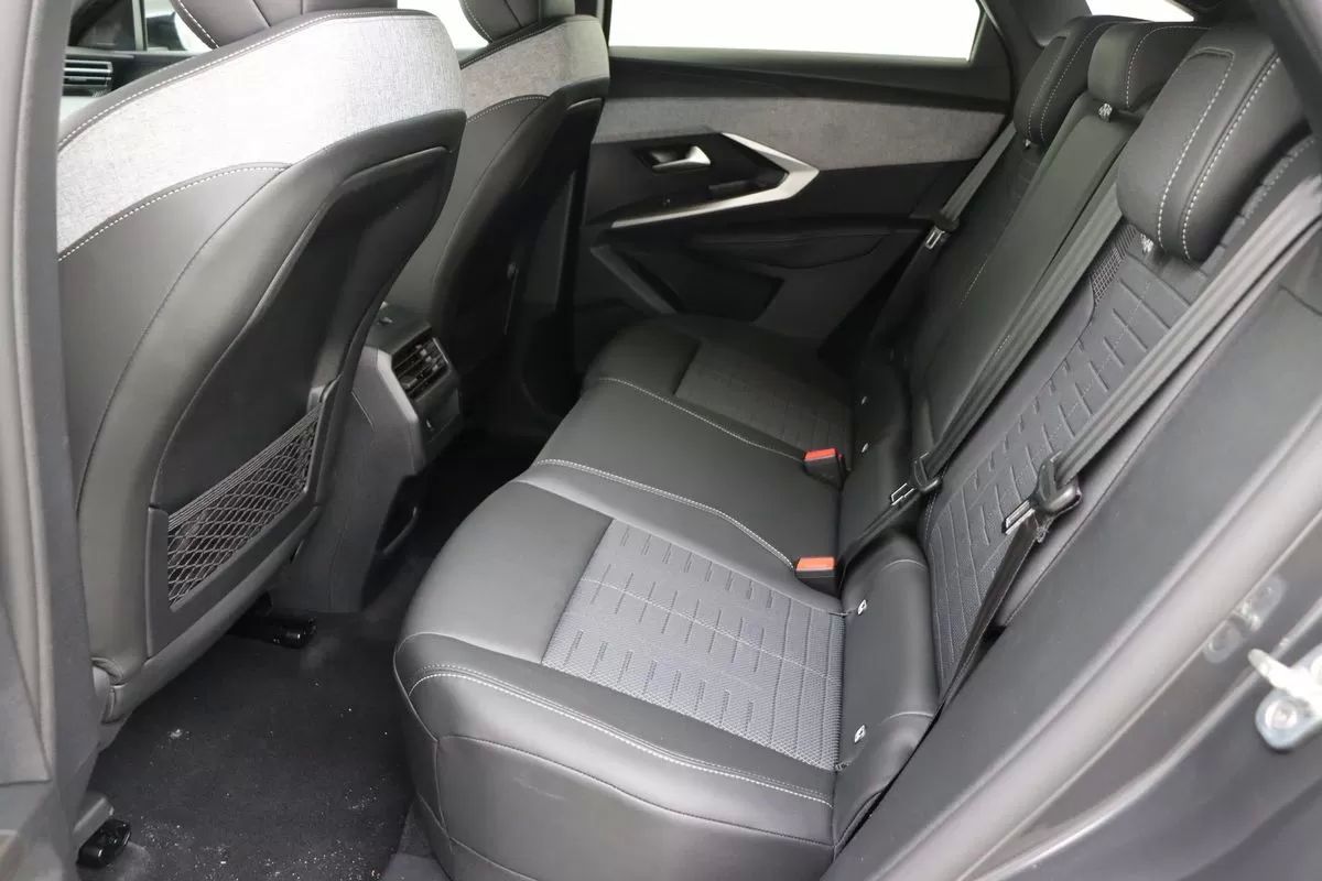 peugeot-e-3008-2026-eletrico-0cc