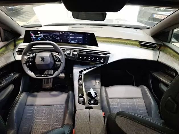 peugeot-5008-2025-eletrico-0cc