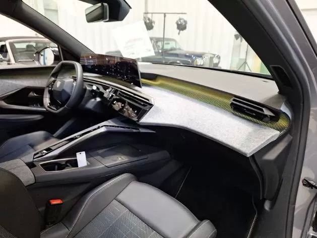 peugeot-5008-2025-eletrico-0cc