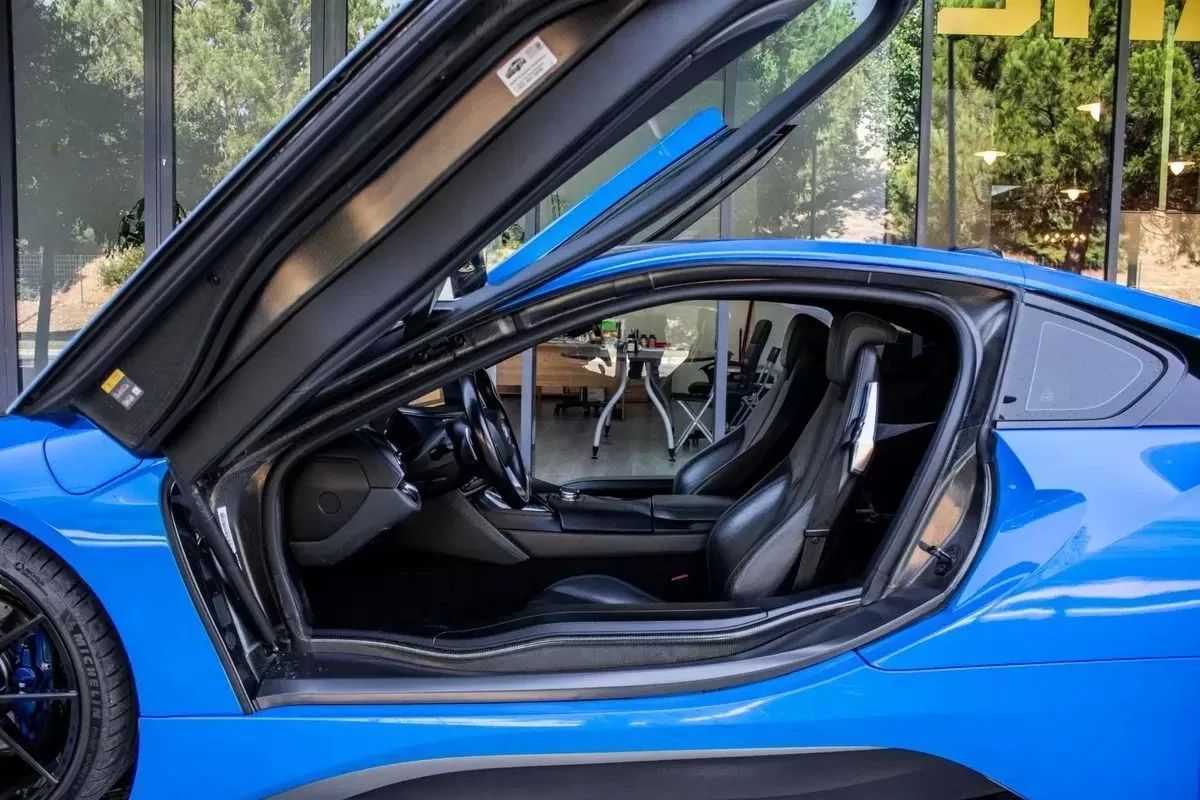 bmw-i8-2016-hibrido-1499cc