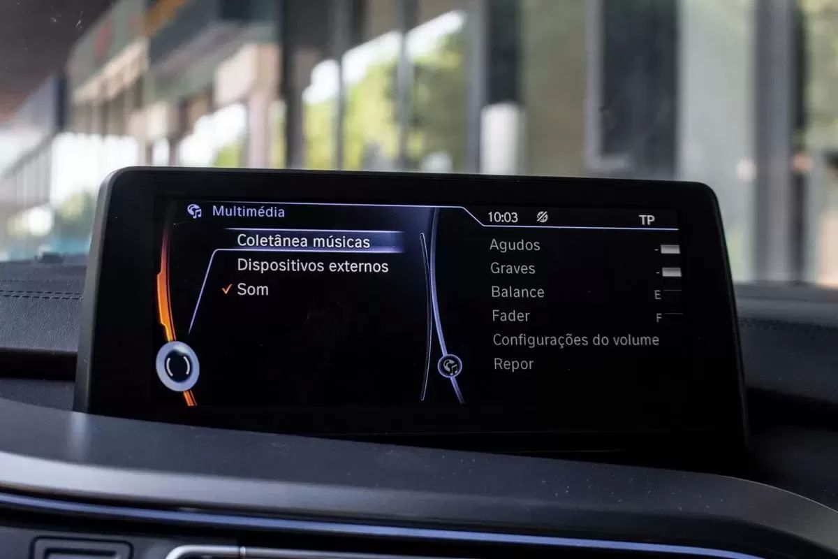 bmw-i8-2016-hibrido-1499cc